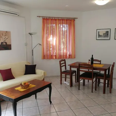 Apartments Ines Medolino Esterno foto