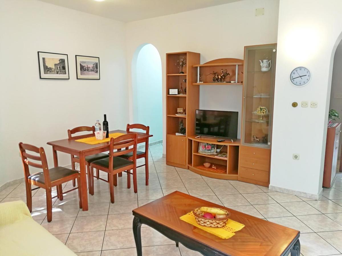 Apartment Ines